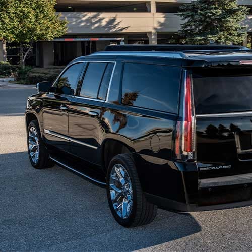 Airport limousine service in Halton Hills