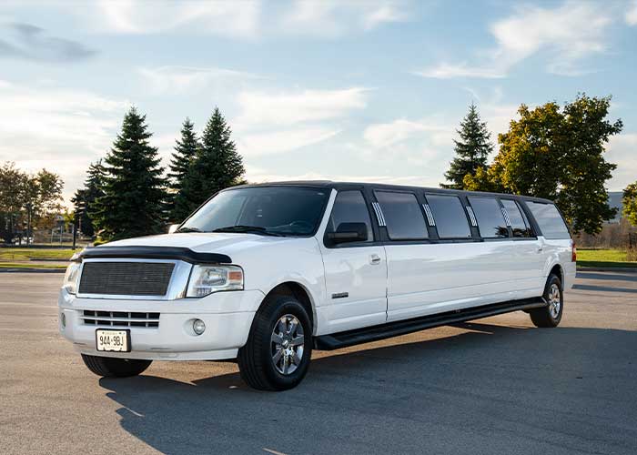 14 Passenger Ford Excursion Limo | SUV Limo Rental