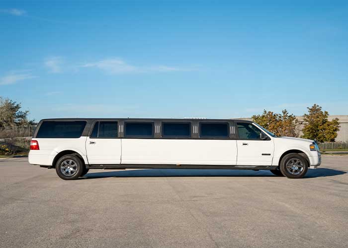 Cadillac Escalade SUV - View 1